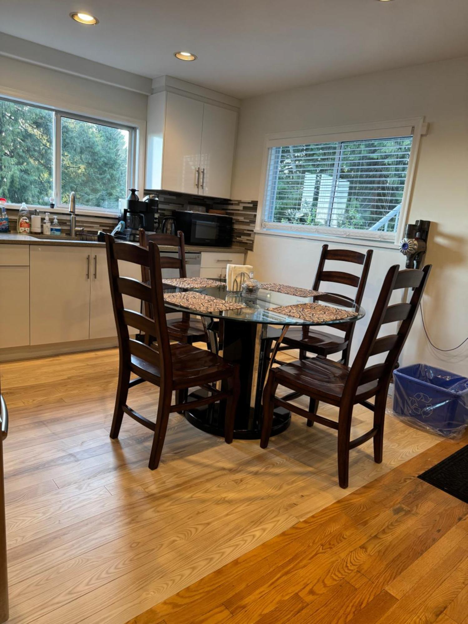 Beautiful Modern Suite North Vancouver Exteriér fotografie